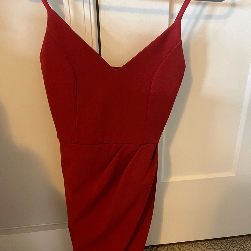 Elegant Red Sleeveless Dress